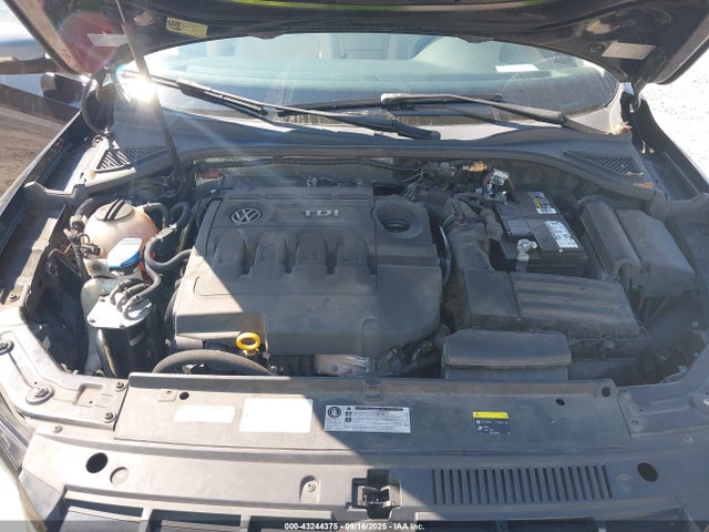 Volkswagen 2015 2015 1VWBV7A36FC037375 Image 10