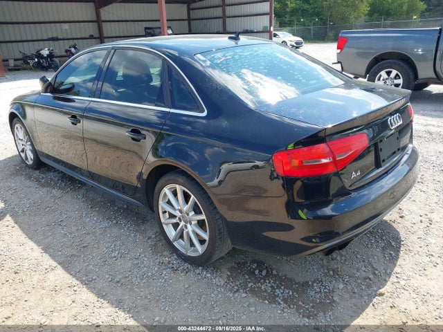 2015 AUDI A4 WAUAFAFLXFN007721 Photo 2