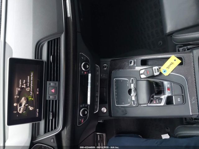2019 AUDI SQ5 WA1B4AFY3K2005677 Photo 10
