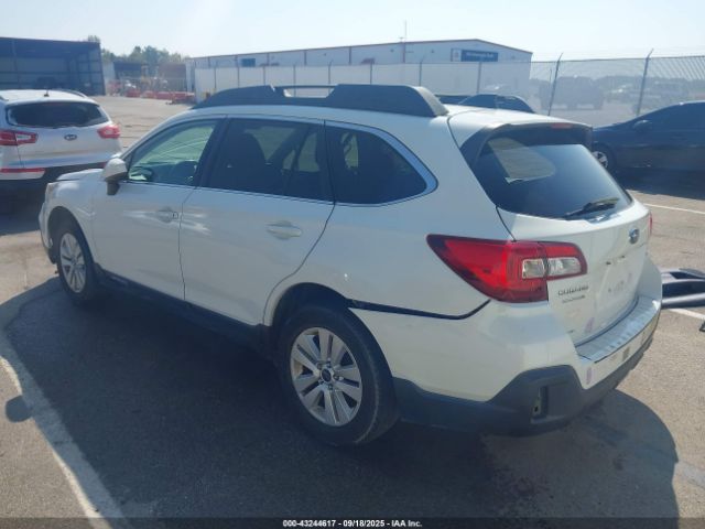 2019 SUBARU OUTBACK 4S4BSAFCXK3335712 Photo 2