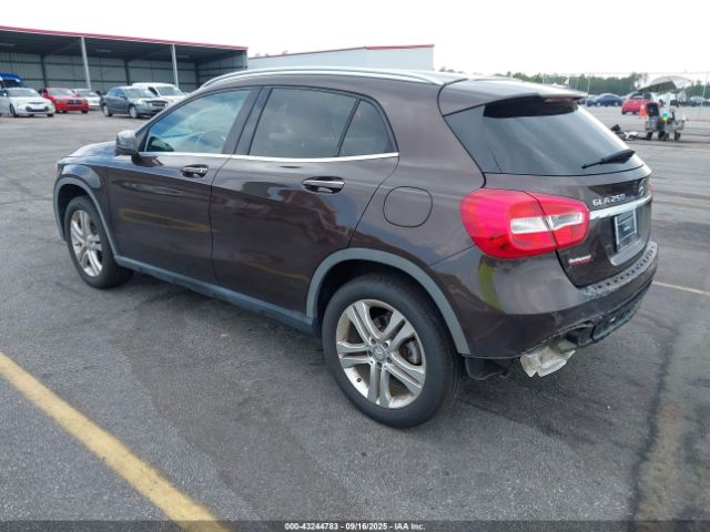 2017 MERCEDES-BENZ GLA 250 WDCTG4EB7HJ325075 Photo 2