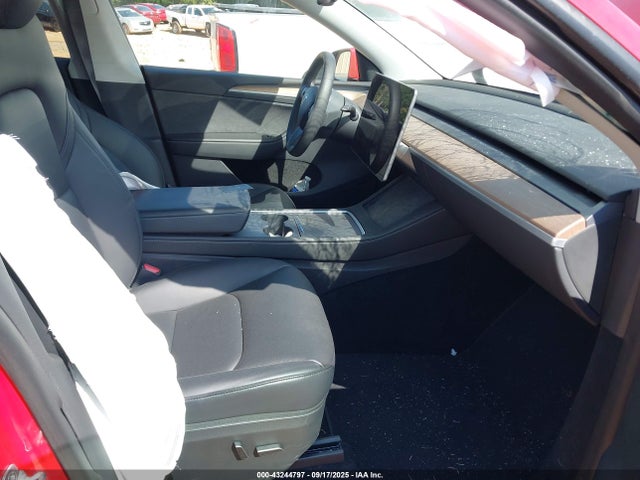 2023 TESLA MODEL Y 7SAYGDEE8PA082176 Photo 4