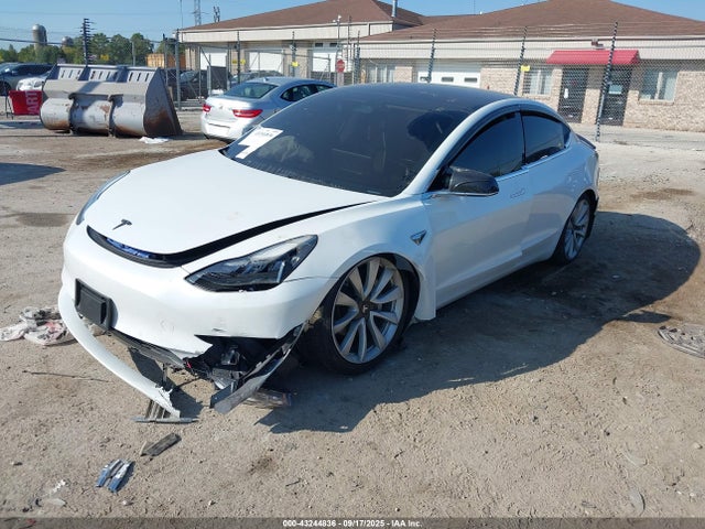 2019 TESLA MODEL 3 5YJ3E1EB3KF437686 Photo 1