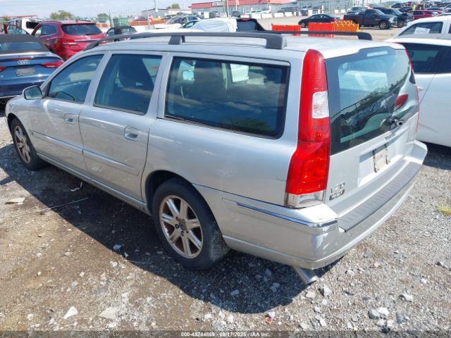 2005 VOLVO V70 YV1SW592X51513762 Photo 2