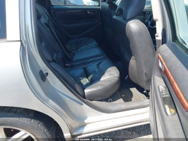 2005 VOLVO V70 YV1SW592X51513762 Photo 7