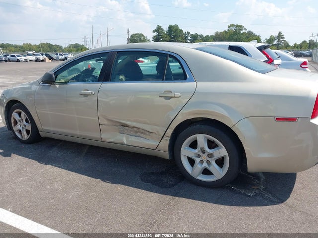 Продажа на аукционе авто 2011 Chevrolet Malibu Ls, vin: 1G1ZA5EU2BF348033, номер лота: 43244893