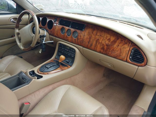 1997 JAGUAR XK8 SAJGX2741VC008873 Photo 4