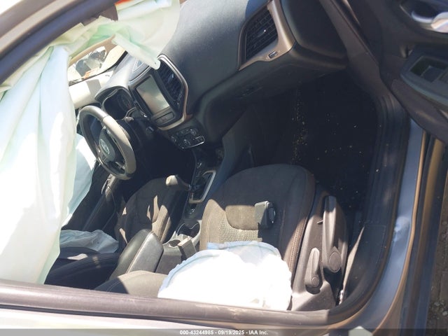 2016 JEEP CHEROKEE 1C4PJMCB3GW356448 Photo 4