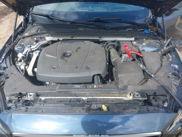2019 VOLVO S60 7JRA22TM8KG015219 Photo 9