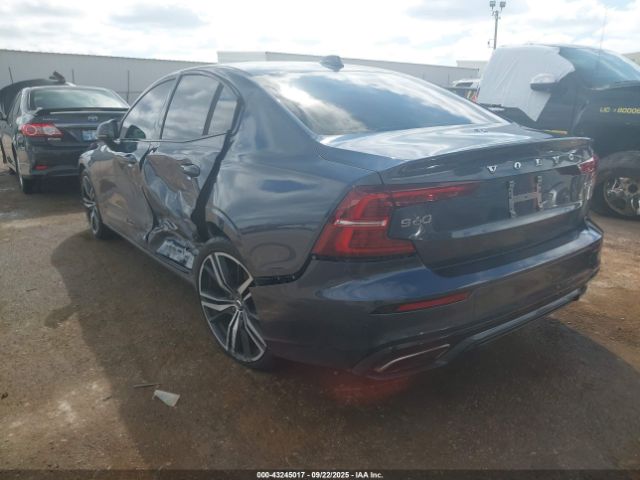 2019 VOLVO S60 7JRA22TM8KG015219 Photo 2