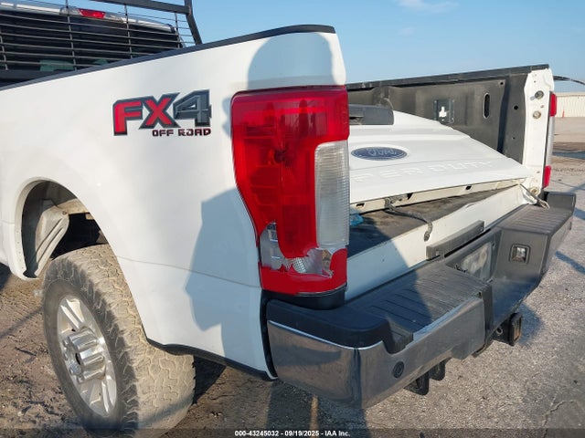 Ford F-350 2019 1FT8W3BT4KEE66322 Image 11