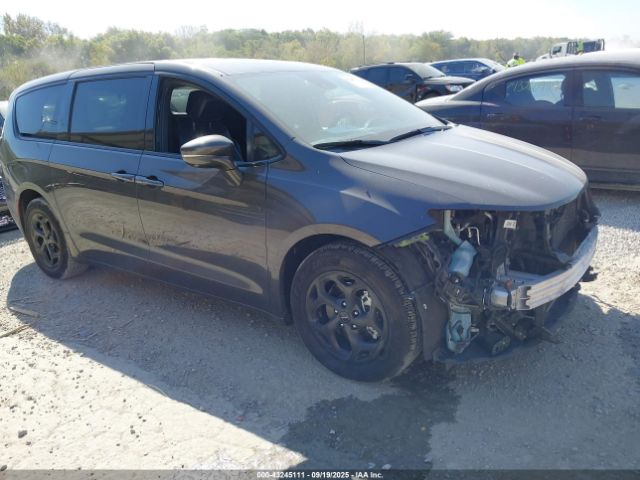 2022 CHRYSLER PACIFICA HYBRID 2C4RC1L77NR212470