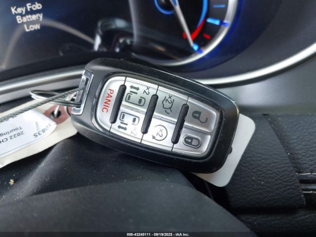 2022 CHRYSLER PACIFICA HYBRID 2C4RC1L77NR212470 Photo 10