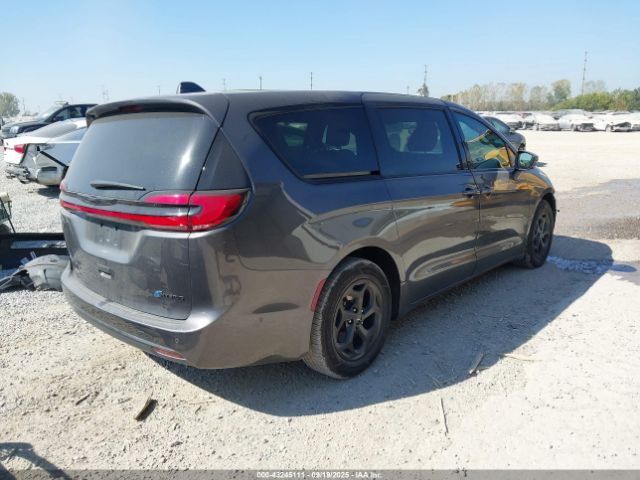 2022 CHRYSLER PACIFICA HYBRID 2C4RC1L77NR212470 Photo 3