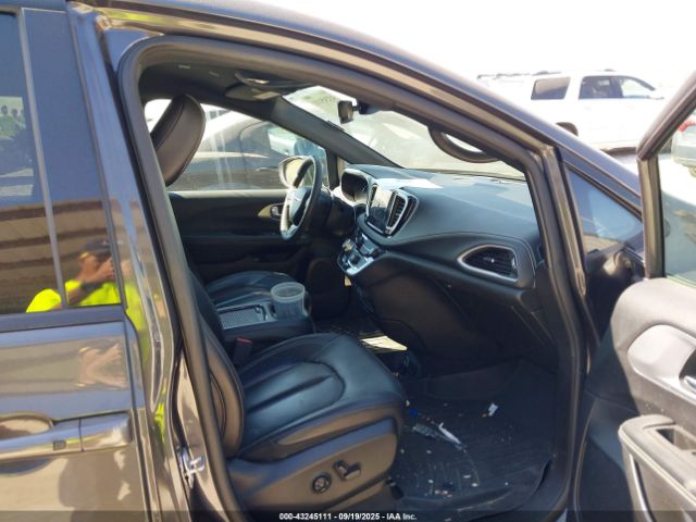 2022 CHRYSLER PACIFICA HYBRID 2C4RC1L77NR212470 Photo 4