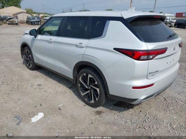 2022 MITSUBISHI OUTLANDER JA4J4UA84NZ039403 Photo 2