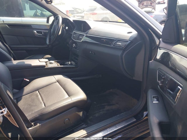43245169 :رقم المزاد ، WDDHF5GBXBA341091 vin ، 2011 Mercedes-benz E 350 مزاد بيع