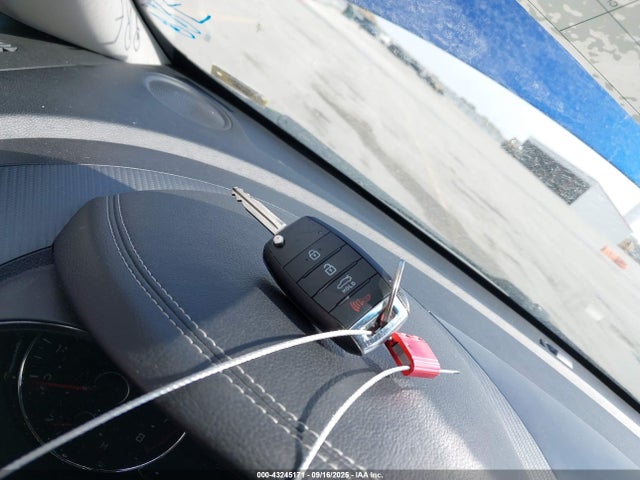3KPFL4A7XJE250634 KIA mpi nu