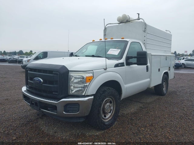 Ford 2016 2016 1FDRF3E64GEA93134 Image 2