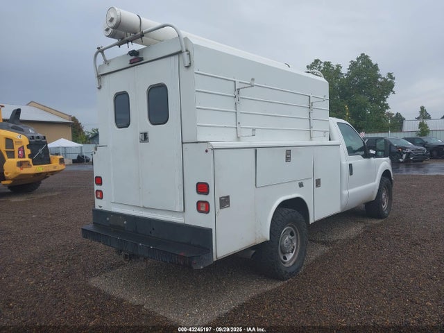 Ford 2016 2016 1FDRF3E64GEA93134 Image 4