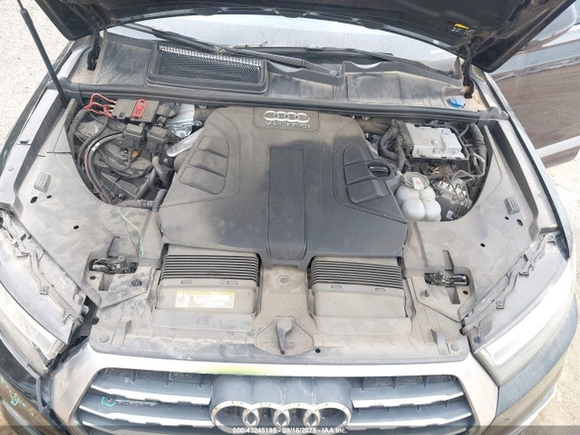 Audi 3.0t 2018 WA1LAAF71JD019102 Image 10