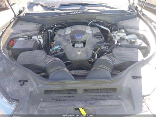 2018 MASERATI LEVANTE ZN661YUA0JX293673 Photo 9