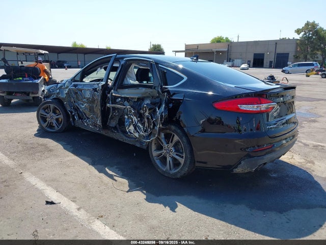 3FA6P0VP0KR179578 Ford Fusion