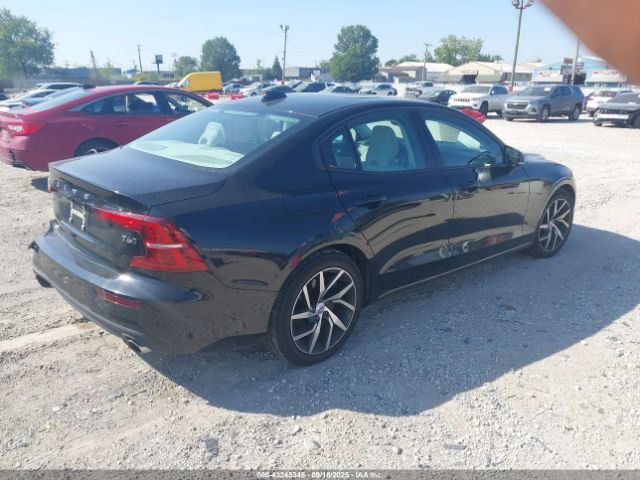 2019 VOLVO S60 7JRA22TK3KG003204 Photo 3