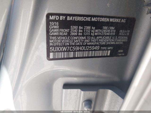 2017 BMW X4 5UXXW7C59H0U25949 Photo 8