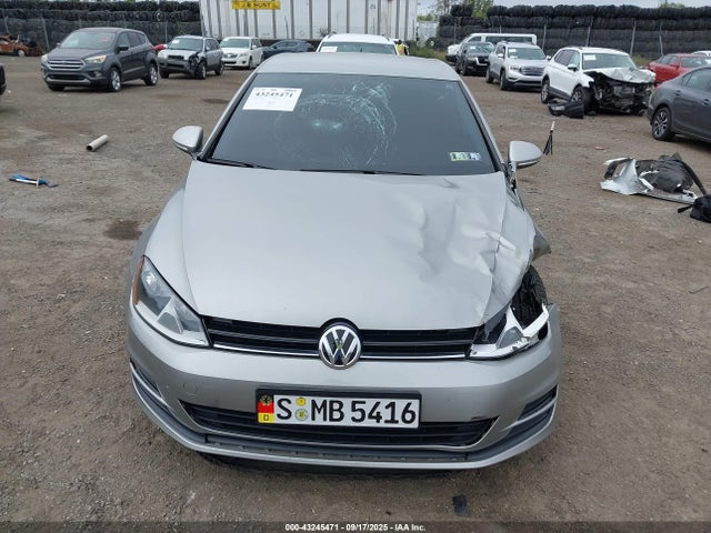 3VW217AUXFM019819 Volkswagen 2015