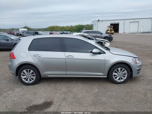 3VW217AUXFM019819 Volkswagen 2015