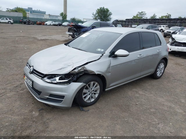 3VW217AUXFM019819 Volkswagen 2015