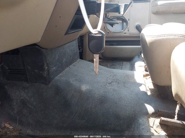 2008 Ford F-150 Stx/xl/xlt მანქანა იყიდება აუქციონზე, vin: 1FTRF12288KC86836, აუქციონის ნომერი: 43245540