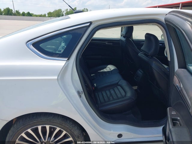 Ford 2017 2017 3FA6P0HD9HR221627 Image 8