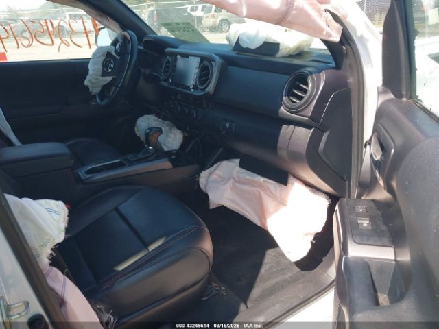 2020 TOYOTA TACOMA 5TFCZ5AN7LX219057 Photo 4