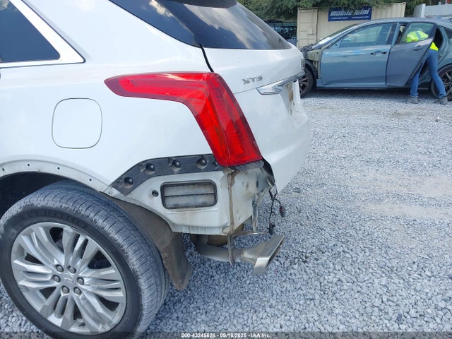 2018 CADILLAC XT5 1GYKNERS5JZ106138 Photo 5