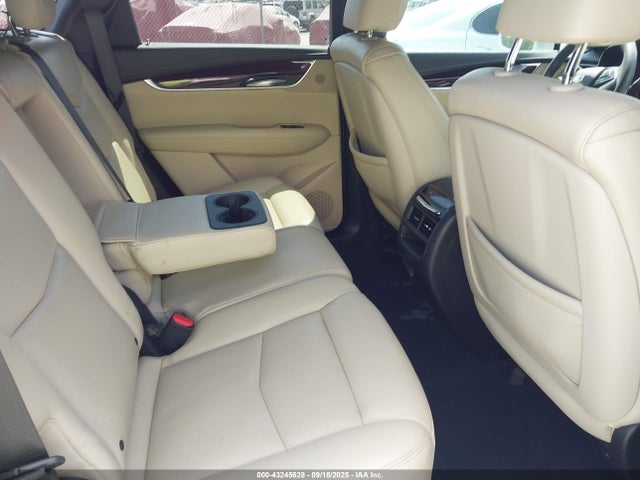 2018 CADILLAC XT5 1GYKNERS5JZ106138 Photo 7