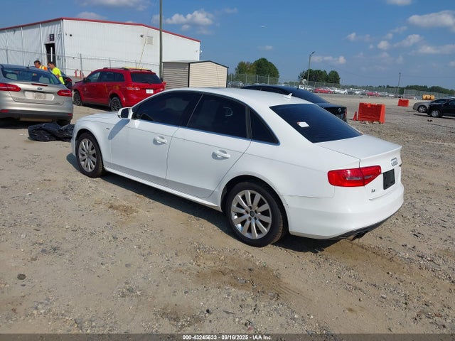 2015 AUDI A4 WAUAFAFL3FN017751 Photo 2