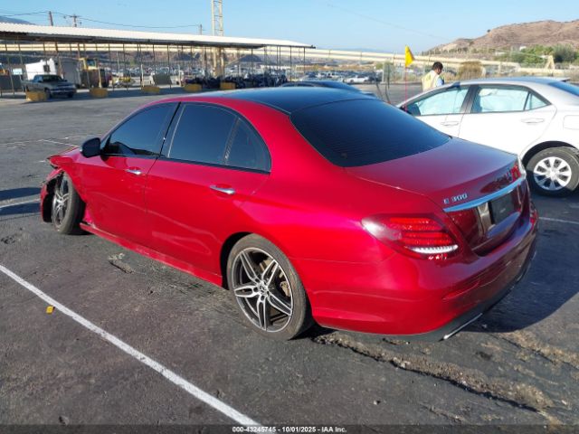 2019 MERCEDES-BENZ E 300 WDDZF4JB0KA646249 Photo 2