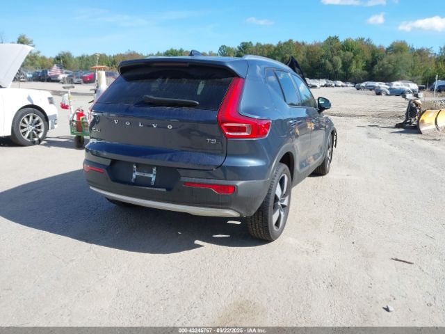 2021 VOLVO XC40 YV4162UK4M2457735 Photo 3