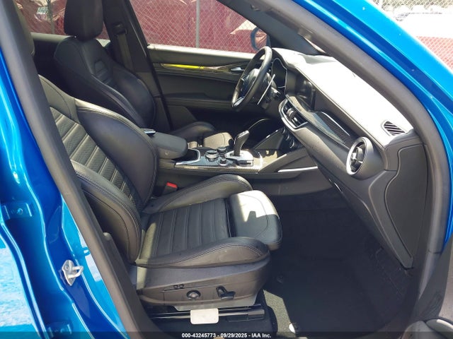 Alfa Romeo Stelvio 2022 ZASPAKEV9N7D51457 Image 5