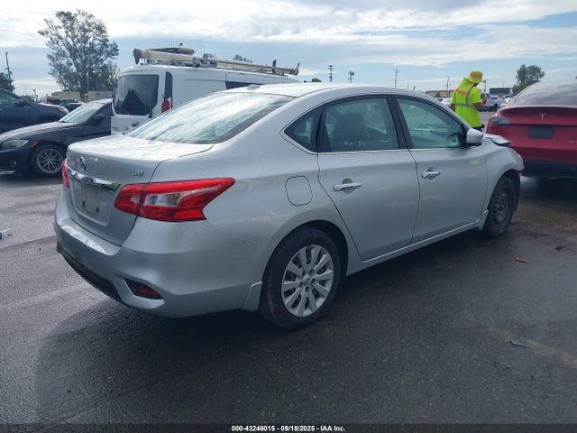 3N1AB7AP6HY212747 Nissan SENTRA SV