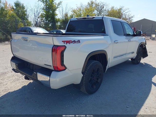 2025 TOYOTA TUNDRA HYBRID 5TFMC5DB3SX095620 Photo 3