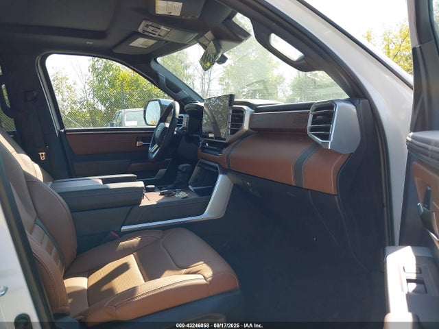 2025 TOYOTA TUNDRA HYBRID 5TFMC5DB3SX095620 Photo 4
