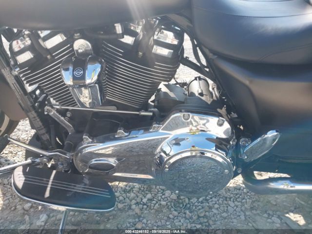 2020 HARLEY-DAVIDSON FLTRX 1HD1KHC19LB671370 Photo 8