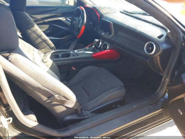 2018 CHEVROLET CAMARO 1G1FB1RX7J0122214 Photo 4