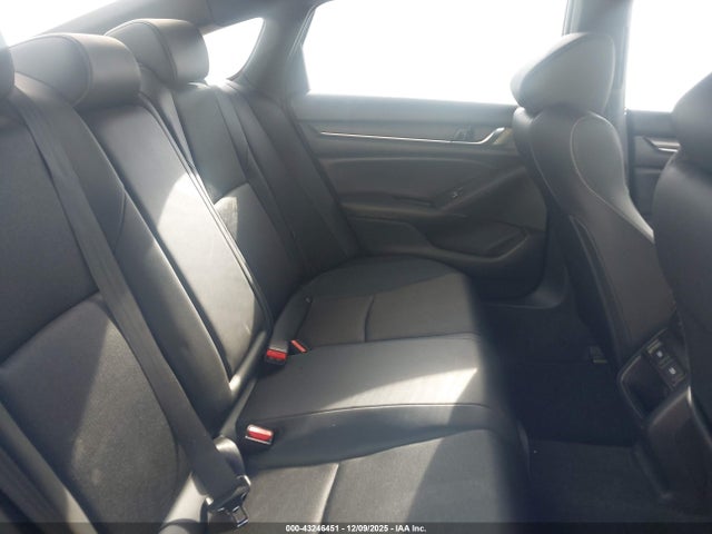 1HGCV1F35NA010810 Honda l15be