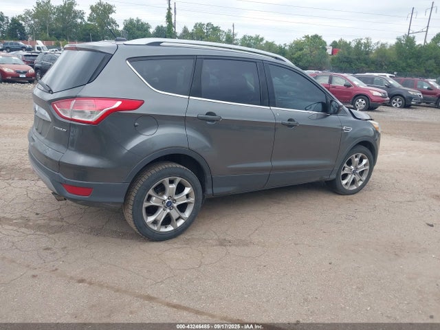 1FMCU9J9XFUB27158 Ford Escape