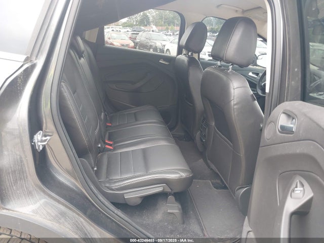 1FMCU9J9XFUB27158 Ford Escape