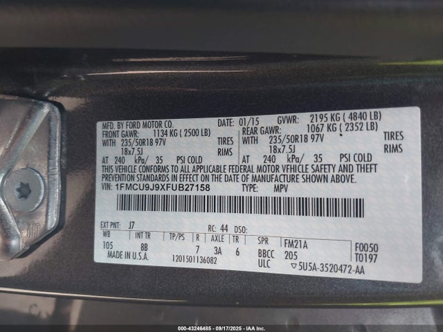 1FMCU9J9XFUB27158 Ford Escape